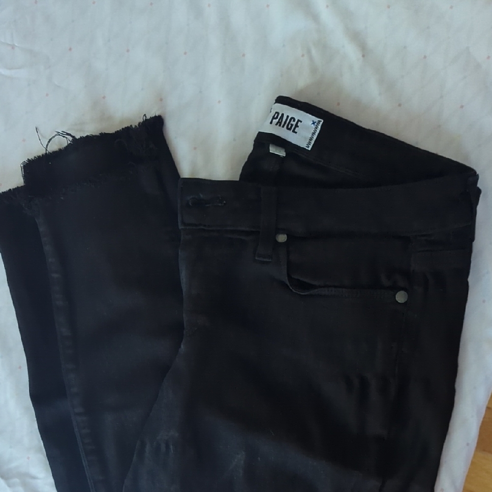 PAIGE Women's Cropped Black Jeans